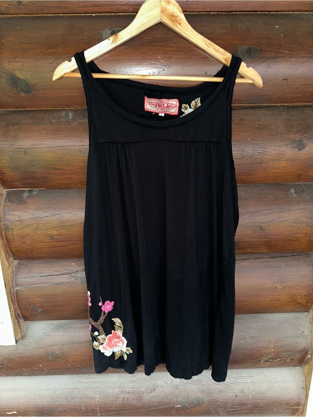 Johnny Was Black Sleeveless Embroidered Nightgown